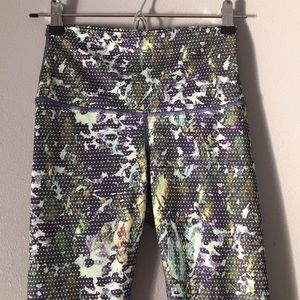 Lululemon Wunder Under Crop Pants 2 Purple Green
